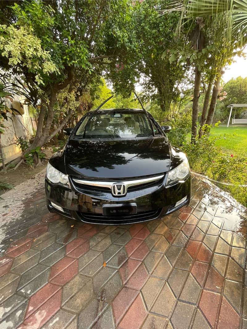 Honda Civic reborn 2010 Full option immaculate condition 3