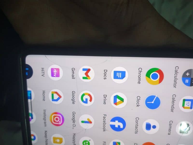 Google pixel 6 pro glass crack 3