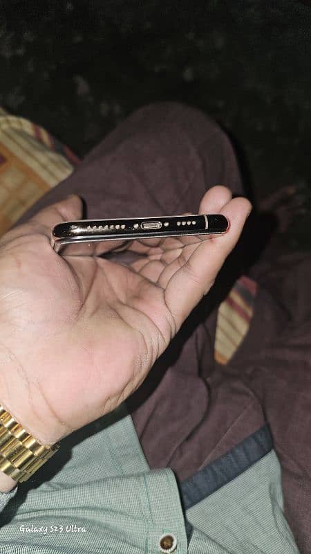 iPhone XS Max 64 GB official PTA approve 4
