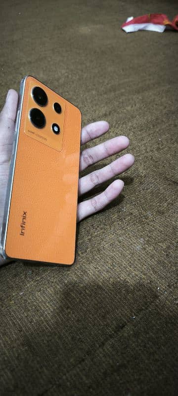 Infinix note 30 8+8/256 3