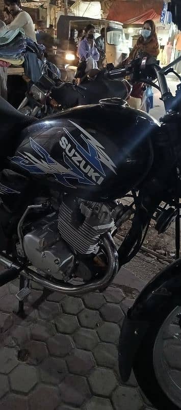 I give you good price bohat ala bike hai koi km nahi hai 6