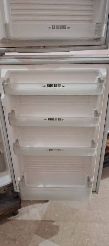 Dawalance 91996 WBRP Reflection Refrigerator for urgent sale 3