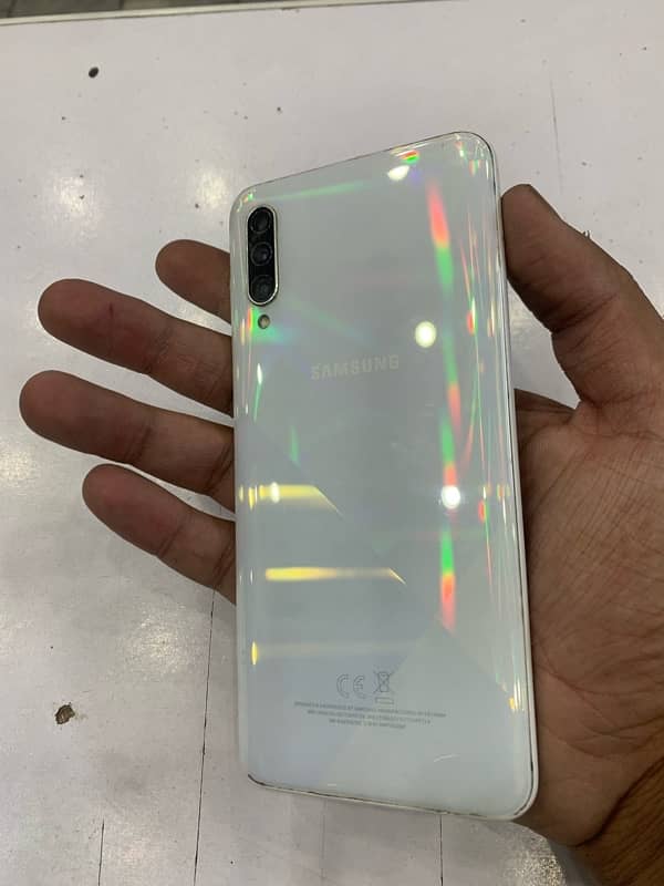 Samsung A30s 4 64 5