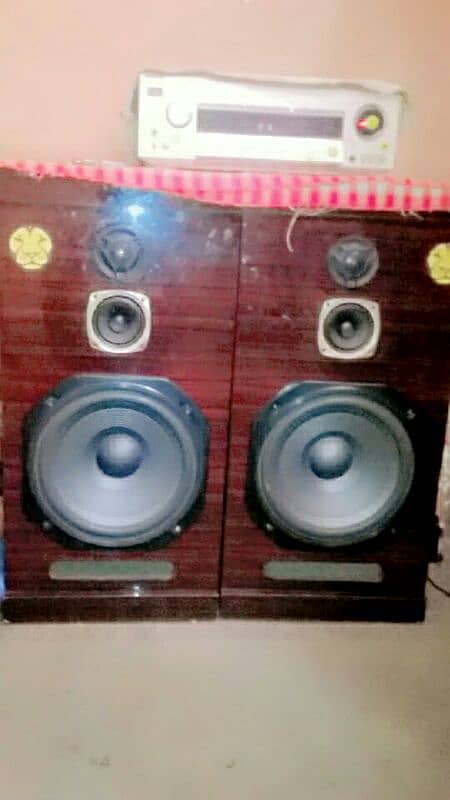 the best quelity sonny subwoofer end amplifire with 1/10/splai 1