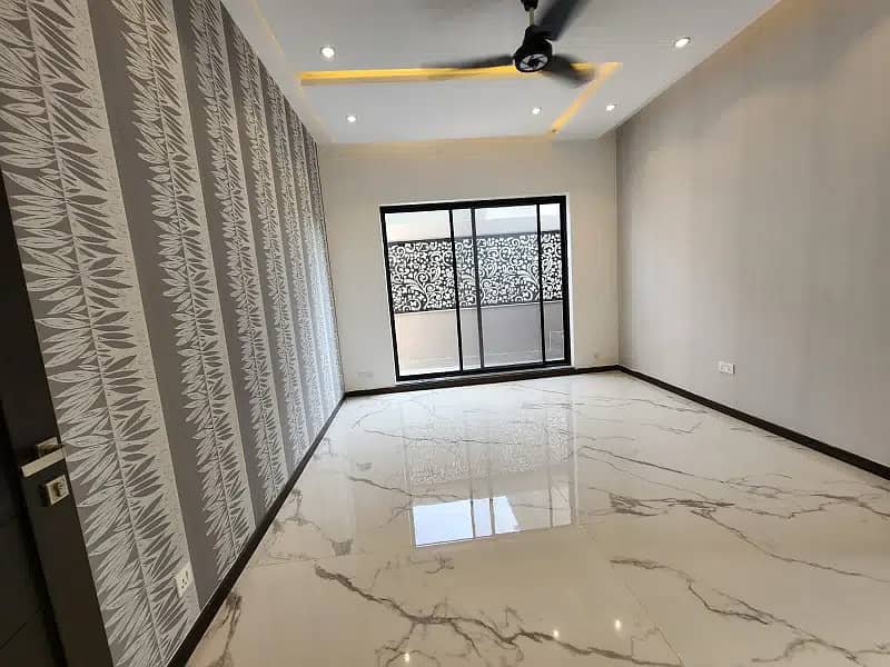 Spacious and Modern Upper Portion for Rent in DHA Lahore Phase 8 3