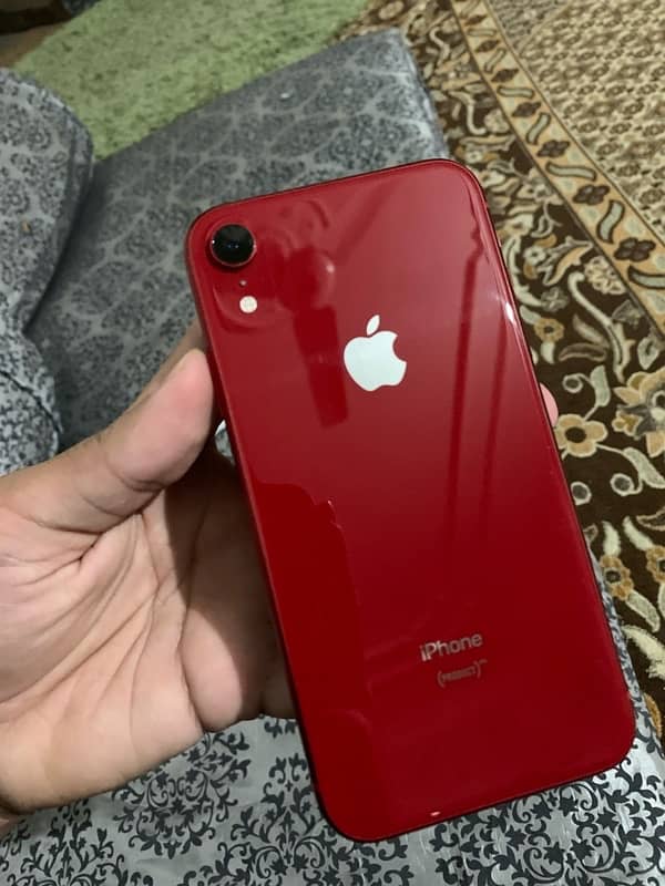 iPhone XR 1
