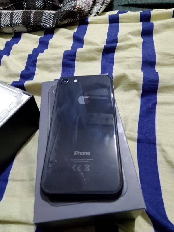 I phone 8 10/10 condition non pta factory unlock water pack 3