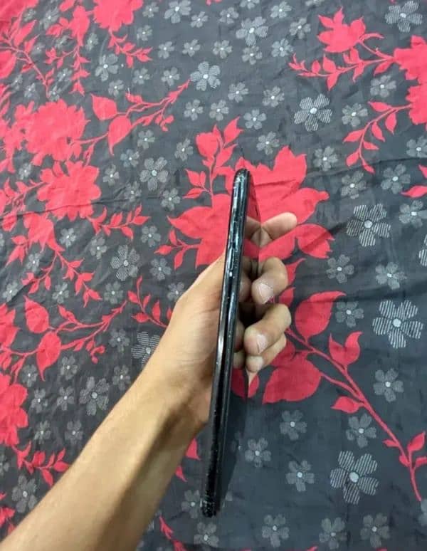 7plus official pta approved 256 storage 4