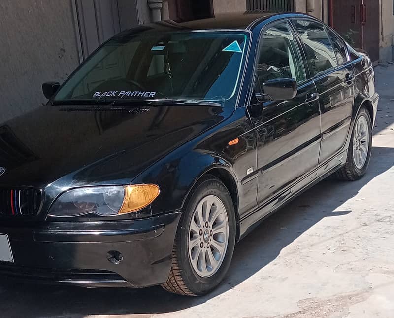 BMW 3 Series 2004 1