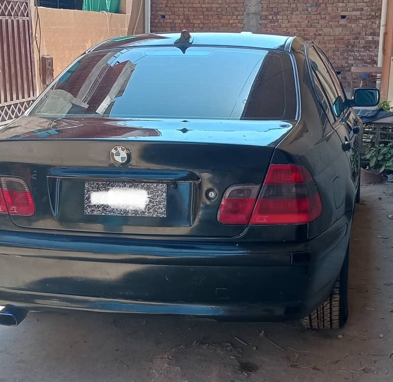 BMW 3 Series 2004 6