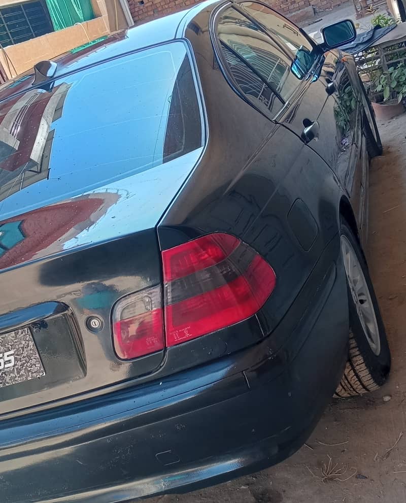 BMW 3 Series 2004 7