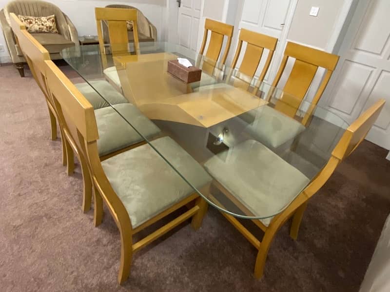 10/10 Dining Table with 8 chair 4