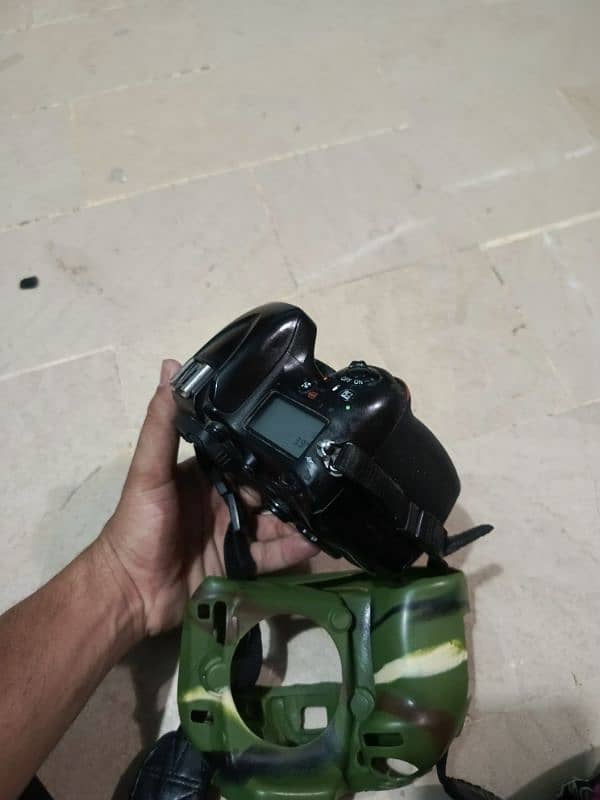 Nikon 610 0