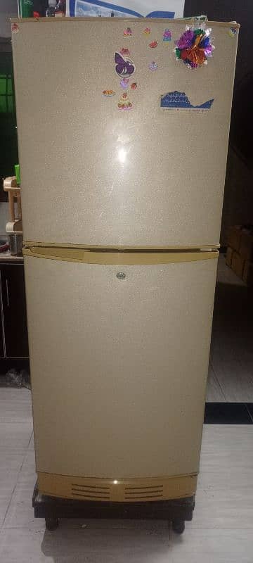 fridge used in good condition 6