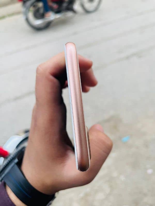 IPHONE 8 PLUS JV 3