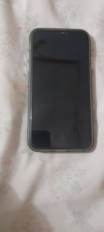 I phone X 64Gb 10/10 condition 3
