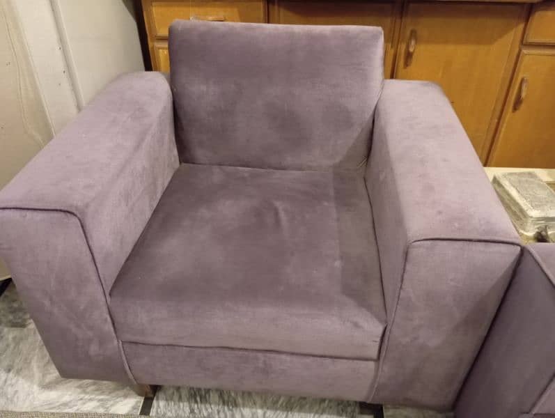 urgent sale sofa set 3