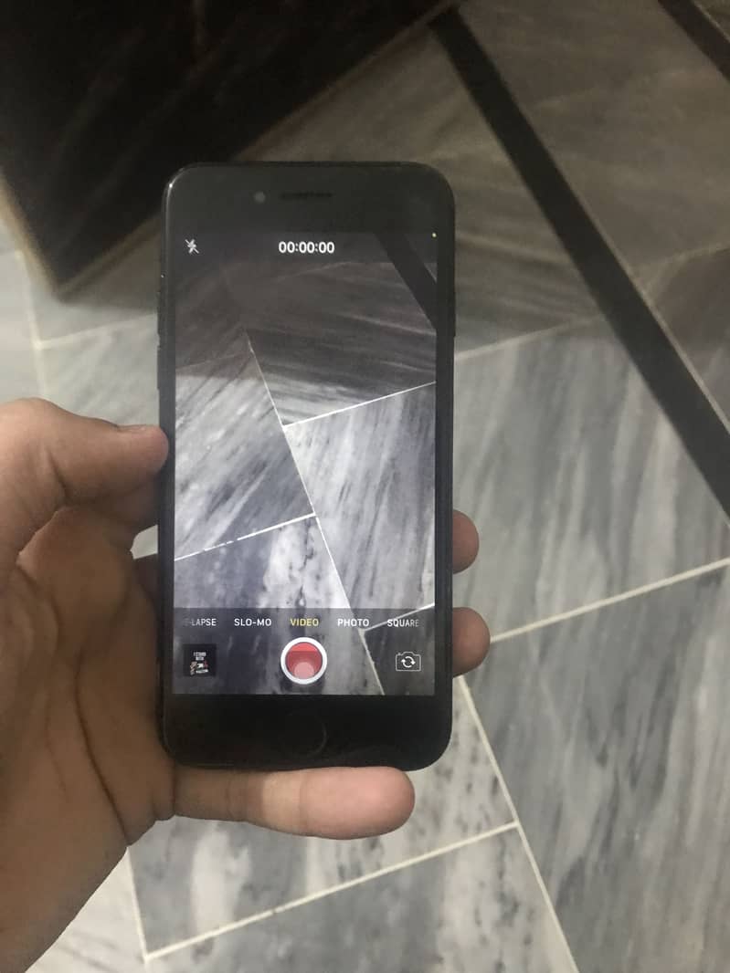 IPhone 7 non pta sim glitch  0311-048-5408 whtasapp and local call 0