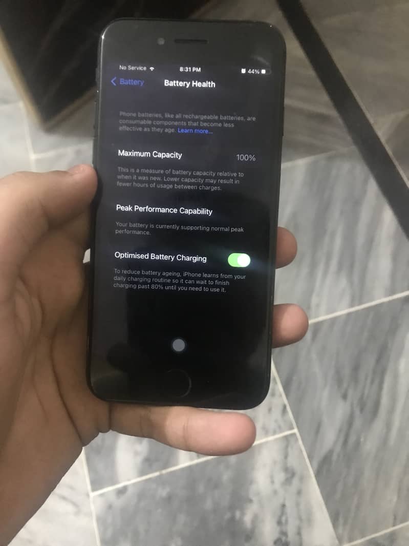 IPhone 7 non pta sim glitch  0311-048-5408 whtasapp and local call 1