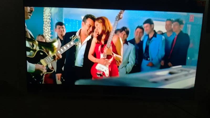 Tcl 50p735 model LED 3