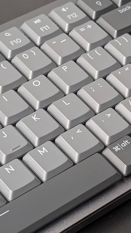 Logitech MX Mechanical Mini (Clicky) 7