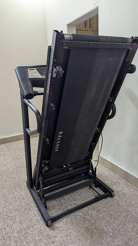 Advance Fitness Treadmill 1