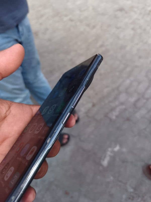 tecno camon 30s pro condition 10/9 with charger and box  03016539806 4