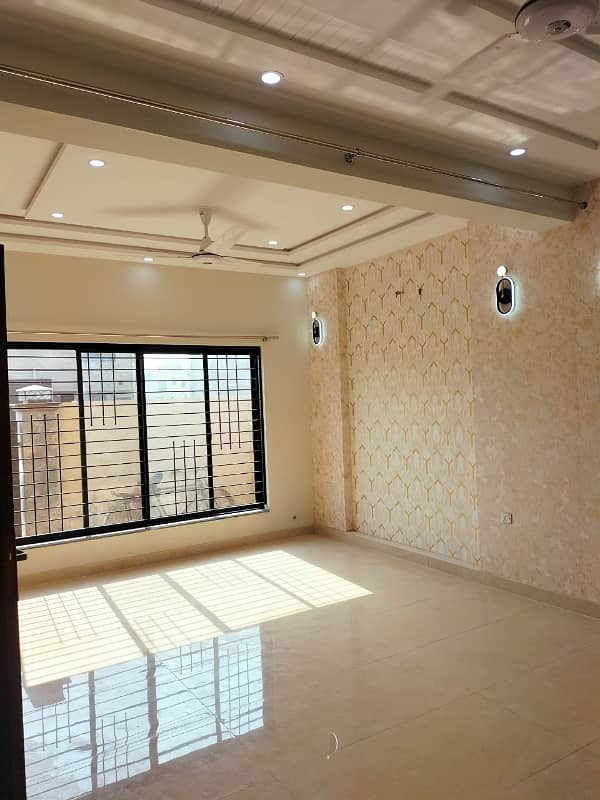 10 Marla Lower Portion For Rent At An Ideal Location 0