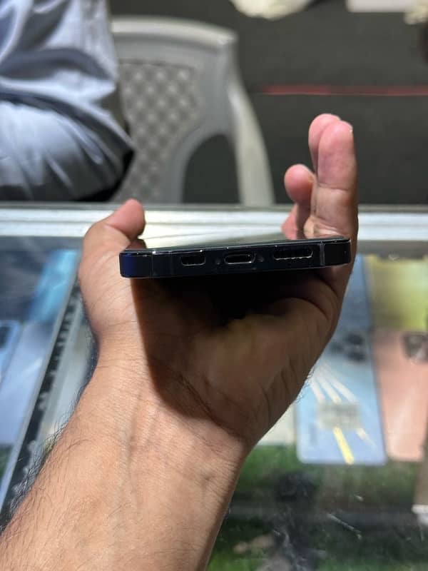 iPhone 14 Pro permanent sims work ( fu ) 4