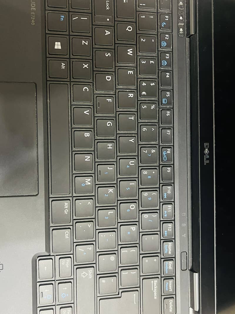 Brand dell Series ; dell latitude : processor core i5 : colour silver 1