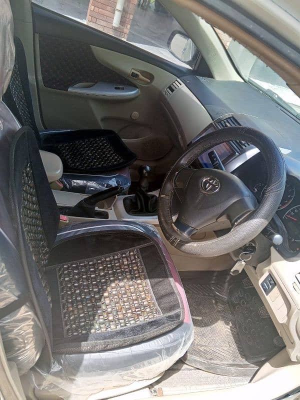 Toyota Corolla XLI 2013 3