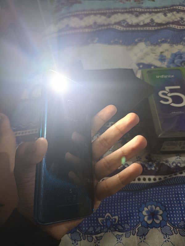 infinix S5 4/64 3