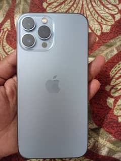 I'm selling my phone iphon 13 PM 128 gb JV 96 BH water seald  with box