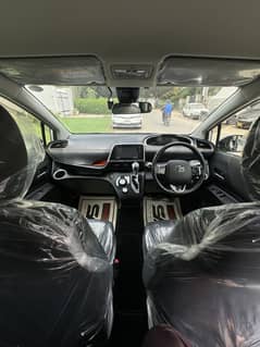 Toyota Sienta G LED HYBRID 2019 FRESH IMPORT (( FINAL PRICE))