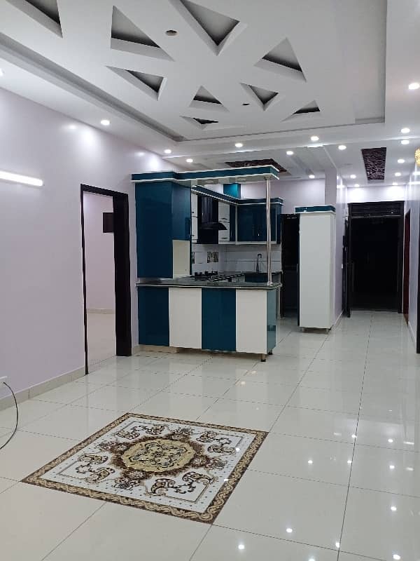 Saima Royal Residency 3 Bed DD Flat For Sale Builder Condition Road Facing 10