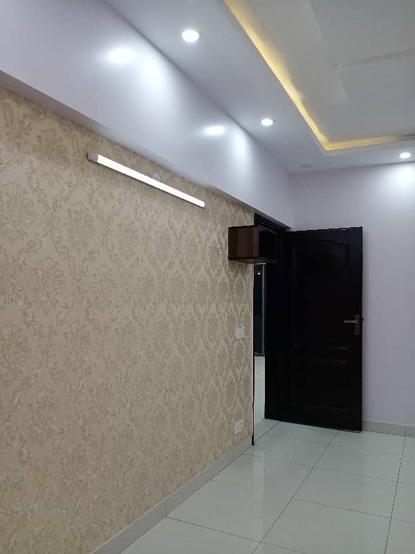 Saima Royal Residency 3 Bed DD Flat For Sale Builder Condition Road Facing 19