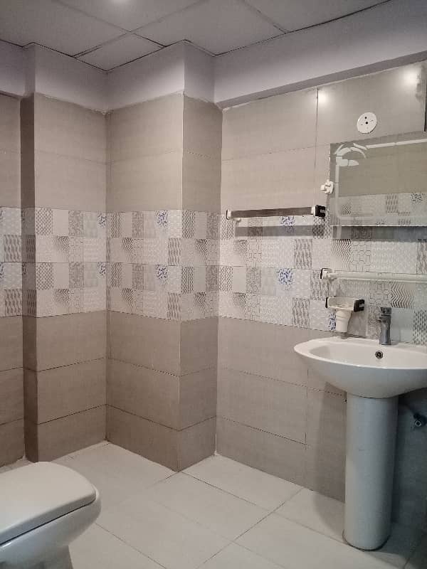 Saima Royal Residency 3 Bed DD Flat For Sale Builder Condition Road Facing 23