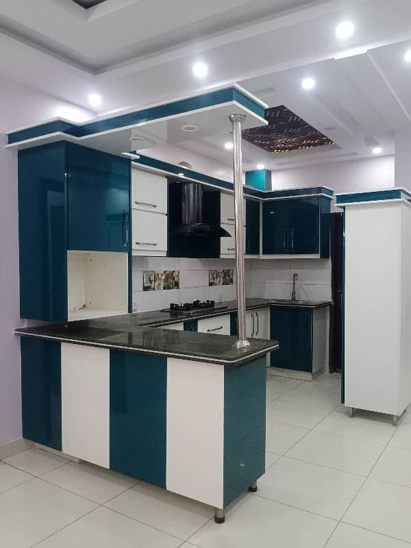 Saima Royal Residency 3 Bed DD Flat For Sale Builder Condition Road Facing 1