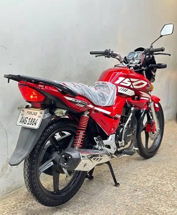 Hond Cb150f 2024 brand new condition 4