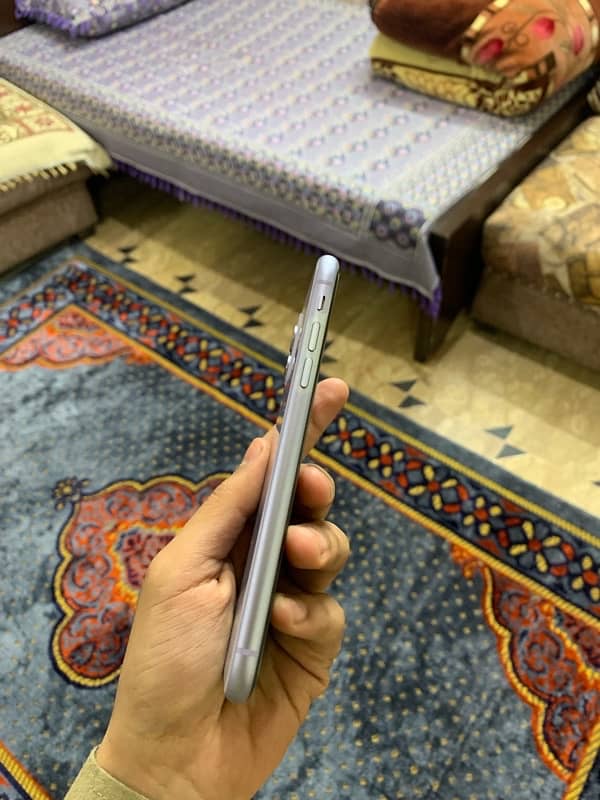 iphone 11/128 gb 3