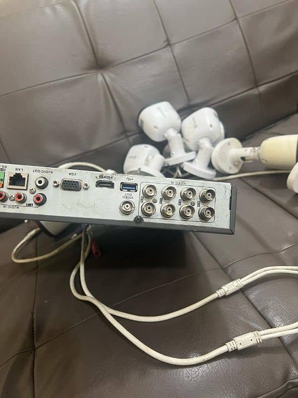 Hikvision 8ch DVR 8mp with 8 cameras 8mp swan 2