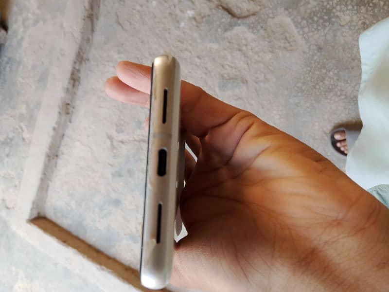 Google Pixel 7 3