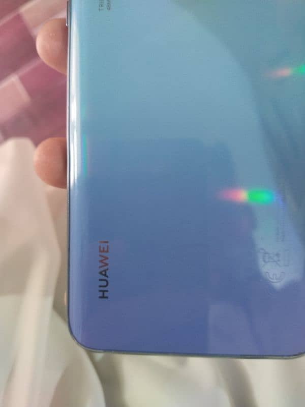 4plus 4  ram    mimri 128  Huawei p smart s 5