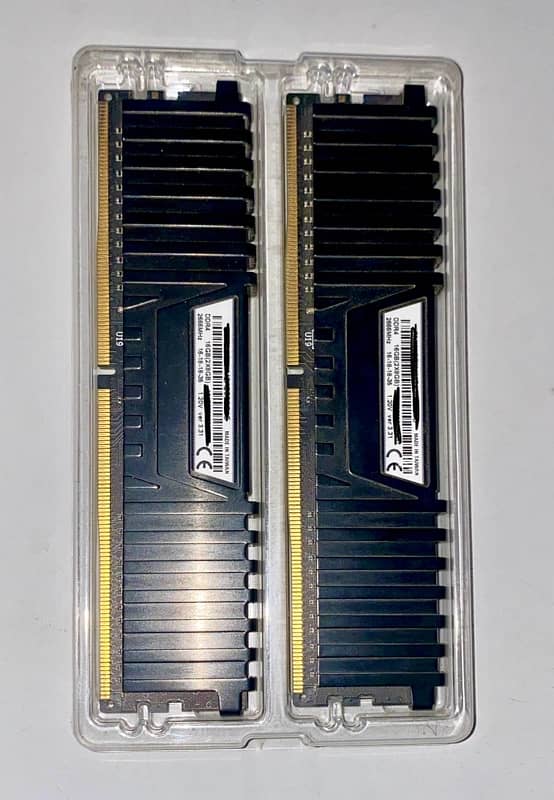 COSAIR Vengeance 16 Gb DDR4 3