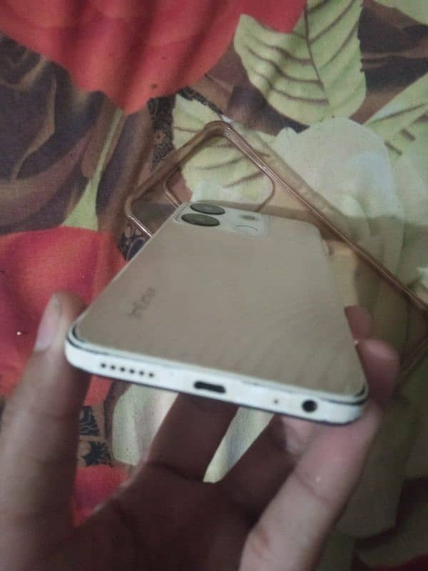Infinix smart 7 all ok ha protecter break ha all ok 10/10 condition 2