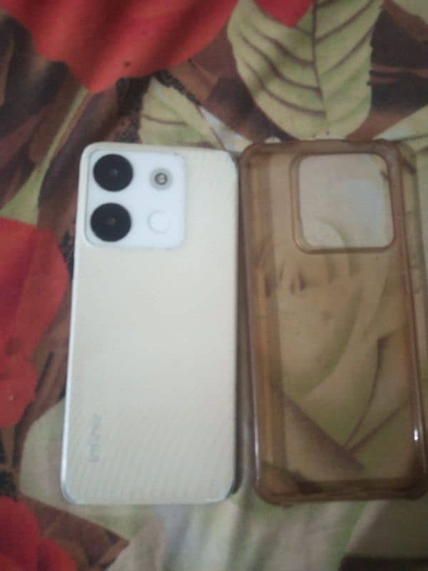 Infinix smart 7 all ok ha protecter break ha all ok 10/10 condition 3