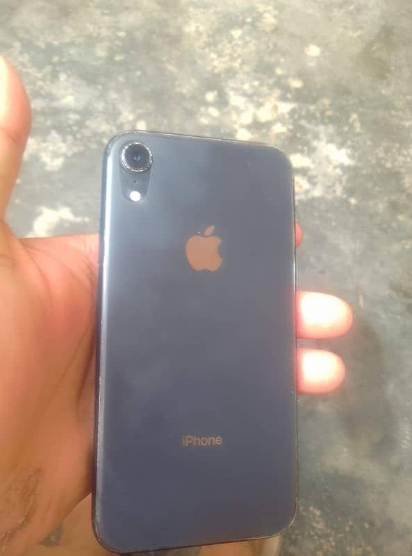 iphone XR black colour 64 gb 0