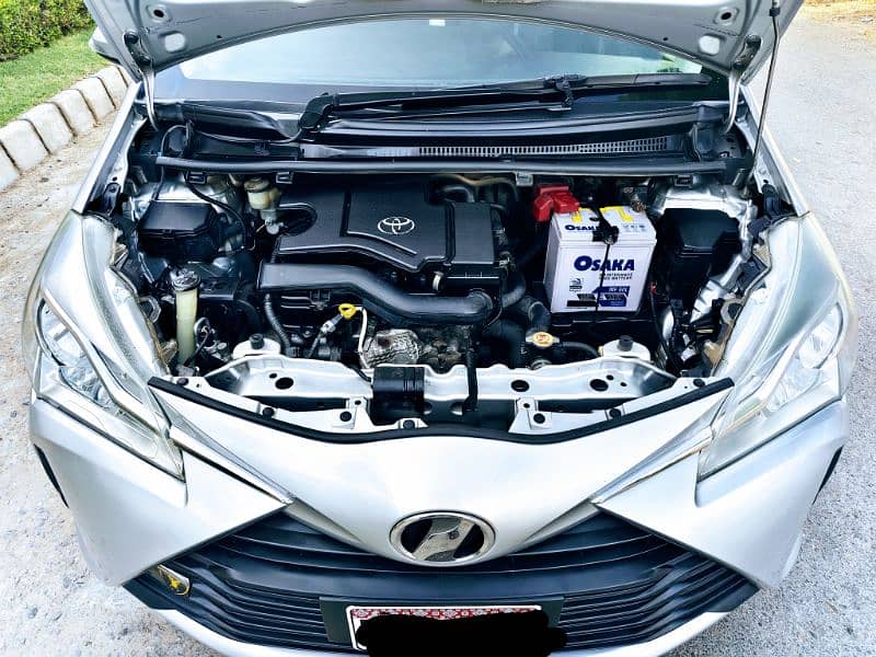 TOYOTA VITZ F 1.0 SAFETY EDITION 111 (PUSH START) MODEL 2018/23 (B2B) 6
