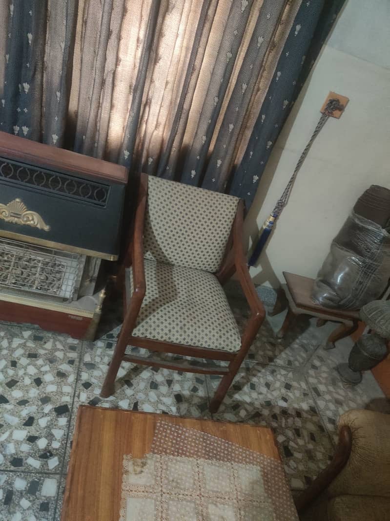 3 seater and single 1 1 seater sofa and 2 chair for sale. 2