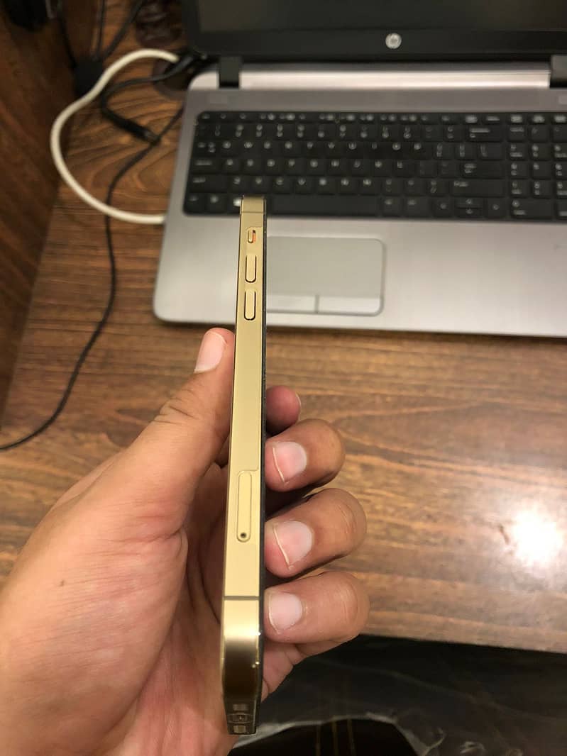 Apple iPhone 12 Pro 3